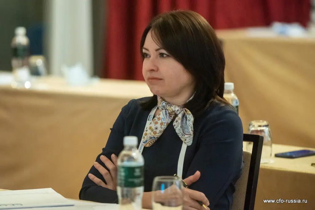 Елена Бебешко<br />
Руководитель службы методологии<br />
Tele2 6 bebeshko.jpg
